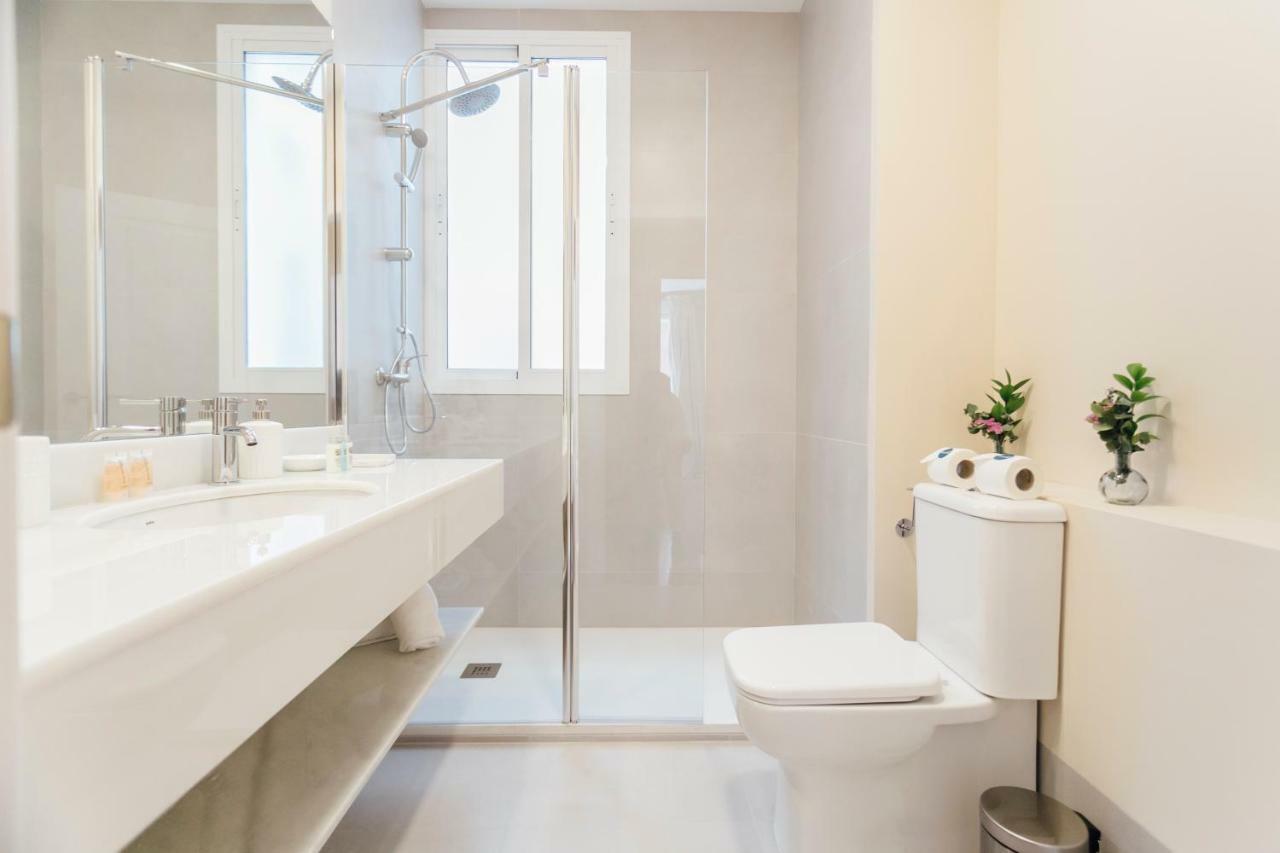 סביליה Stylish And Wide- 3Bdr 3Bth- Los Remedios מראה חיצוני תמונה
